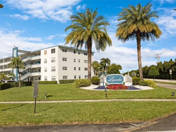 3030 Lincoln B, Unit 3030, Boca Raton, FL 33434