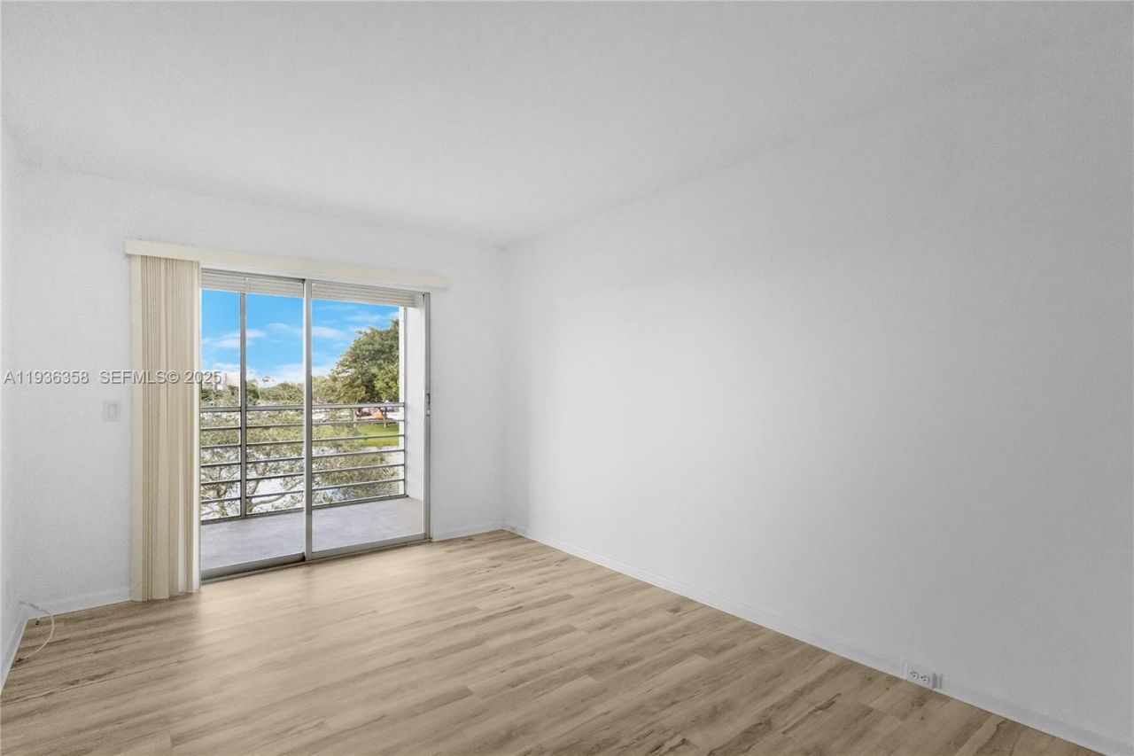 3030 Lincoln B, Unit 3030, Boca Raton, FL 33434 Photo