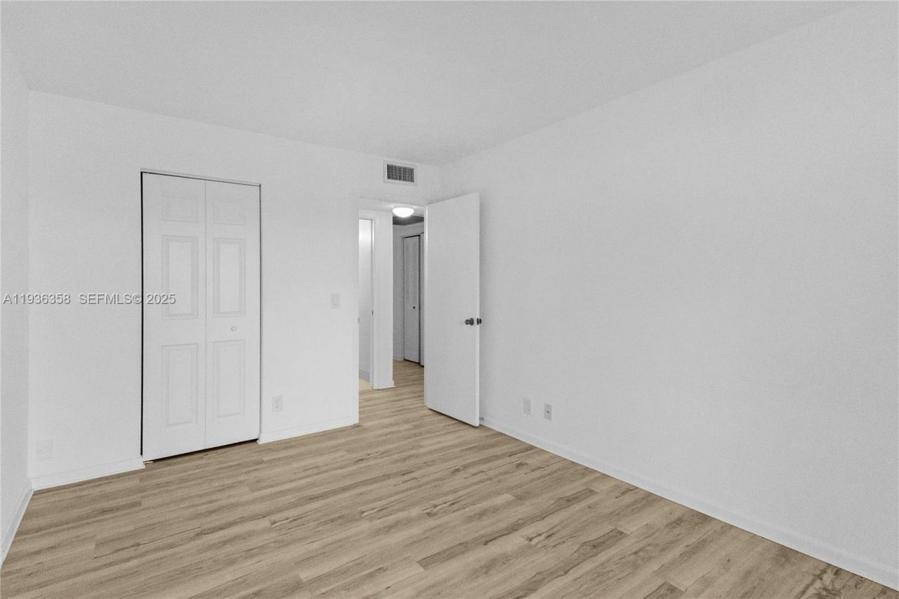 3030 Lincoln B, Unit 3030, Boca Raton, FL 33434 Photo