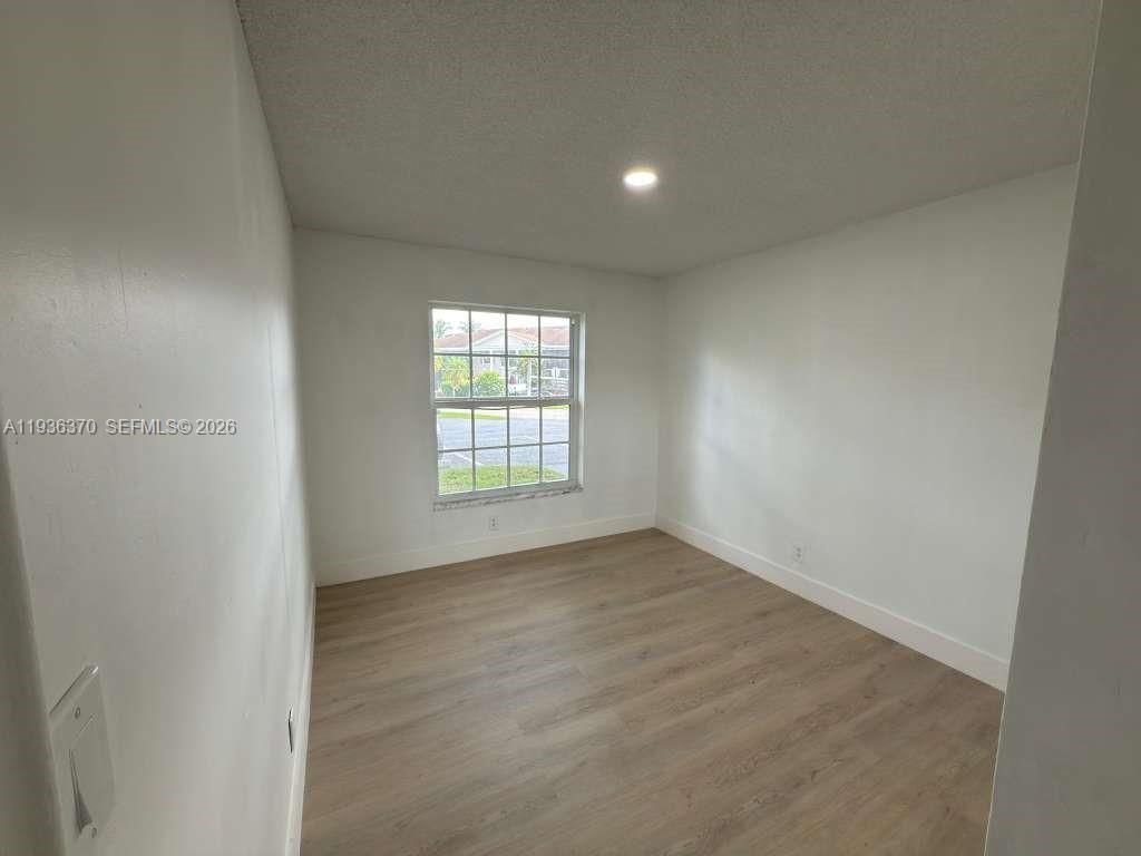 9001 Jacaranda Ln, Unit 107, Plantation, FL 33324 Photo