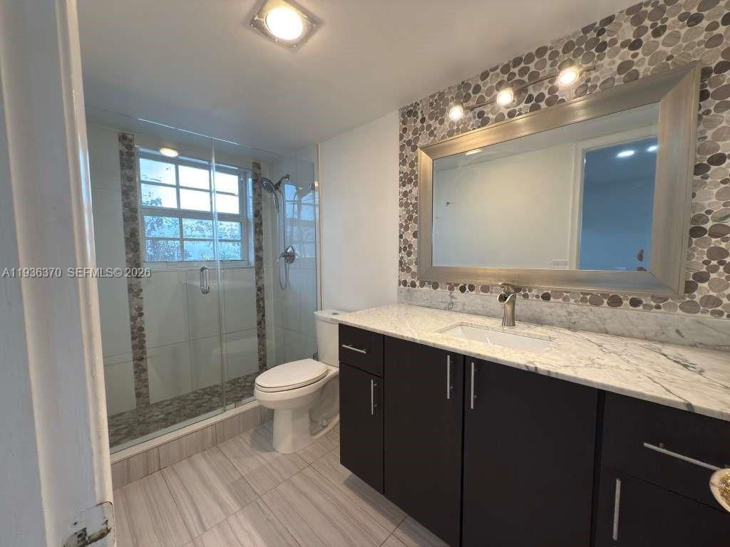 9001 Jacaranda Ln, Unit 107, Plantation, FL 33324 Photo