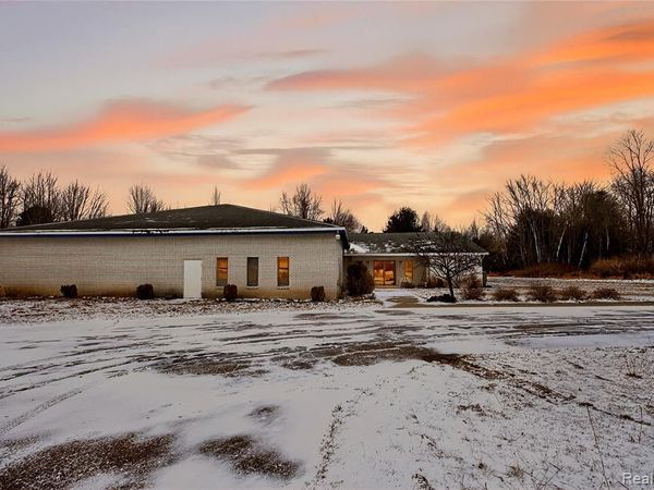 895 North Street, Vassar, MI 48768