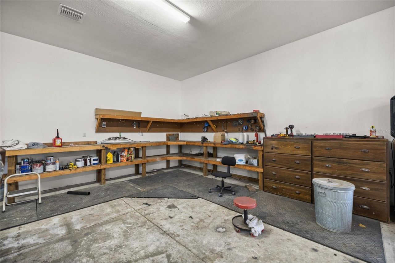 20551 SE 80th Street, Morriston, FL 32668 Photo