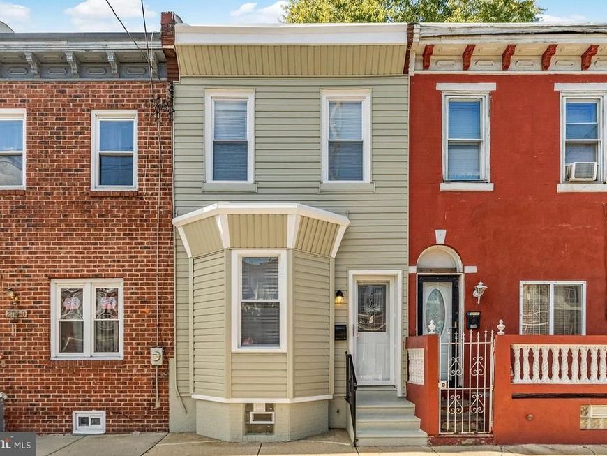 2512 N Marshall Street, Philadelphia, PA 19133 Main Photo
