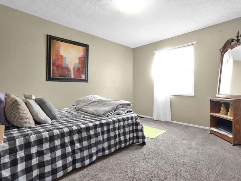 2102 Lynbridge Drive, Reynoldsburg, OH 43068 Photo 25