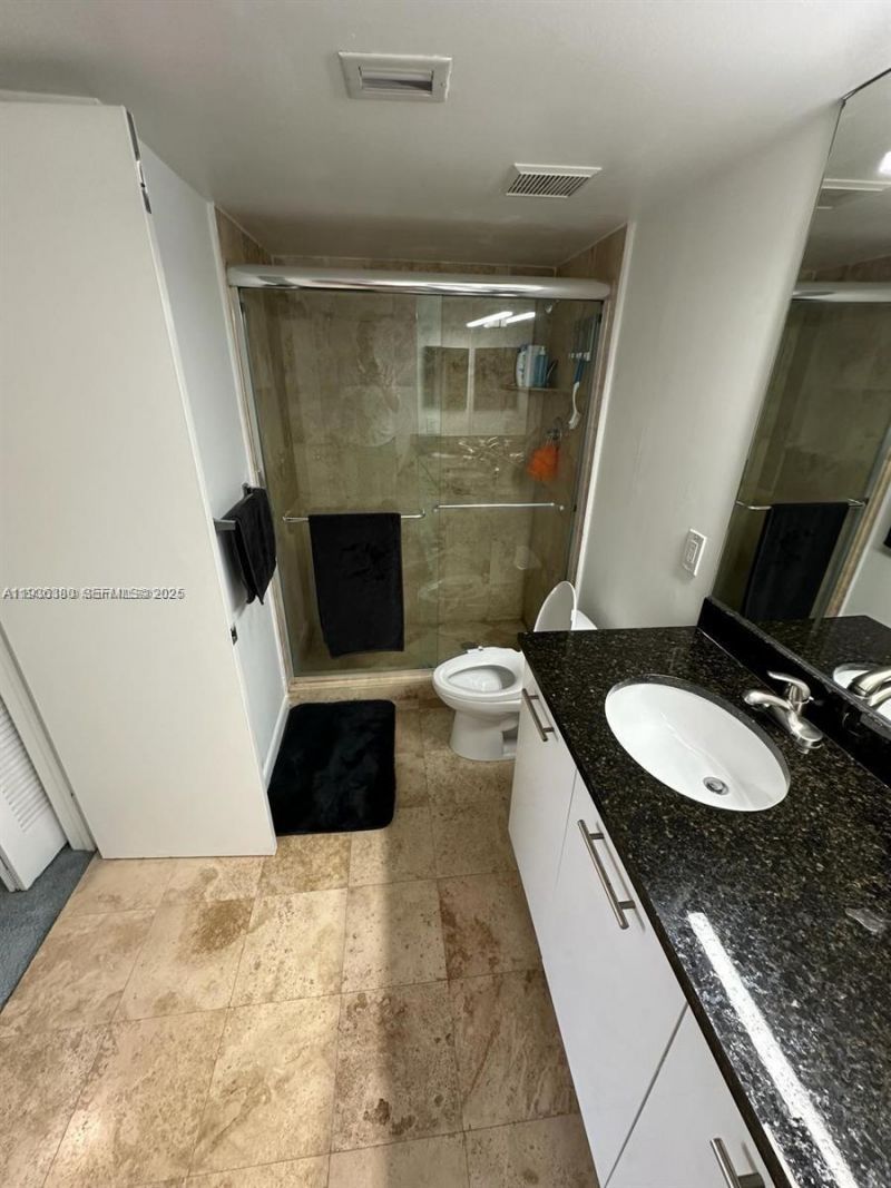 3300 NE 191st St, Unit 518, Aventura, FL 33180 Photo