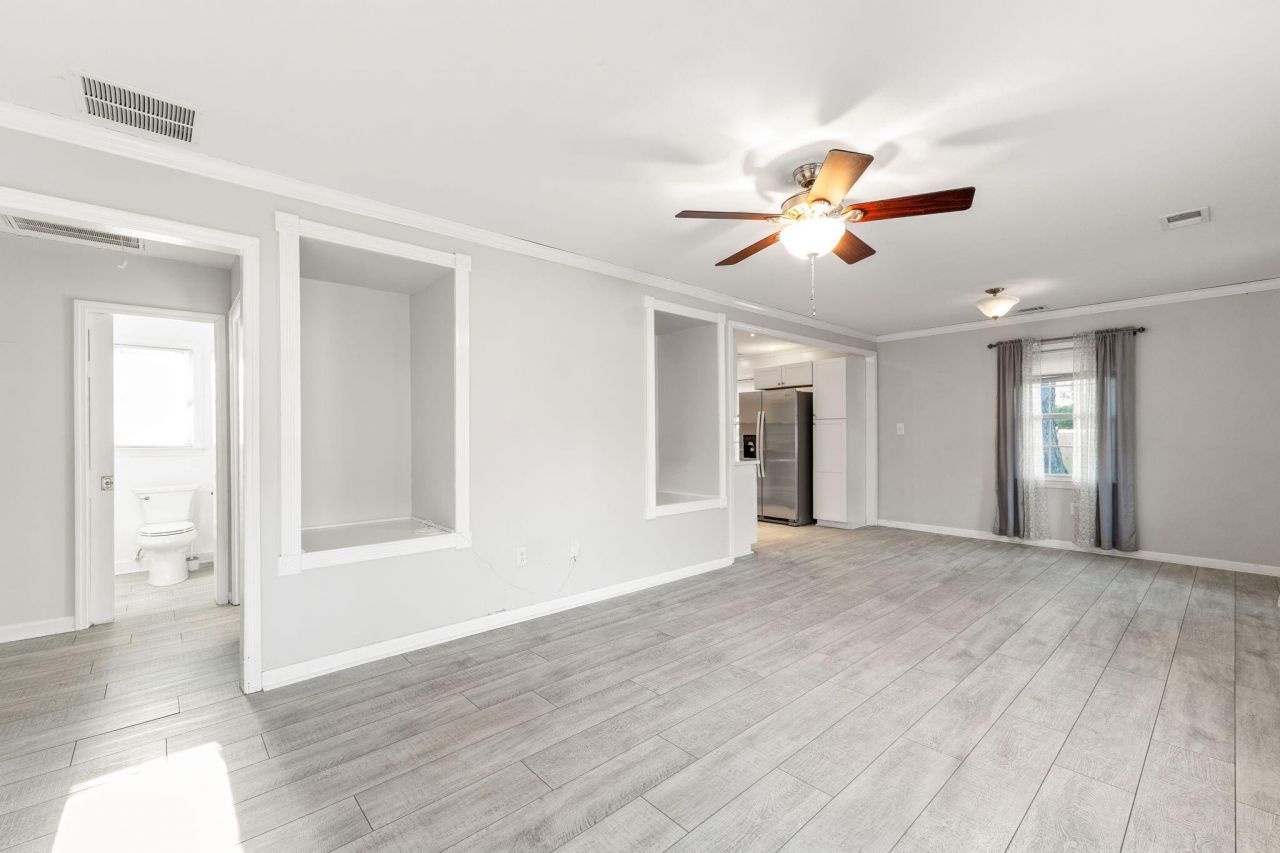 316 Anne Street Photo 4