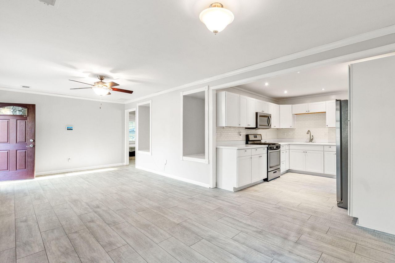 316 Anne Street Photo 9