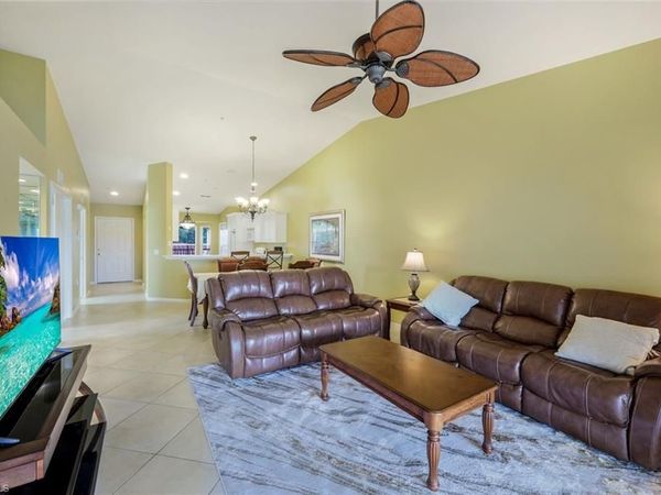 2790 Cypress Trace CIR, Unit 2228, NAPLES, FL 34119