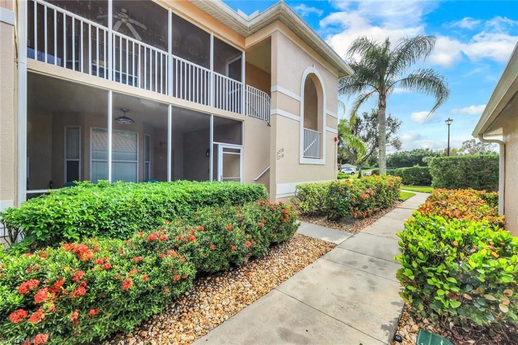 2790 Cypress Trace Cir, Unit 2228, Naples, FL 34119 Photo