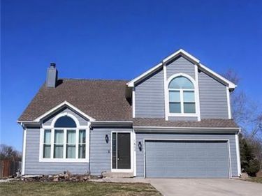 1604 SE 11th st Street, Lee's Summit, MO 64081