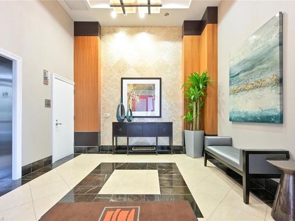 9115 Strada PL, Unit 5211, NAPLES, FL 34108