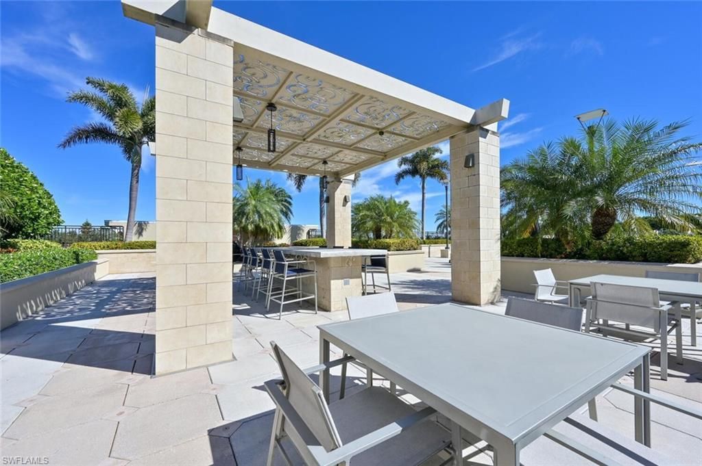 9115 Strada Pl, Unit 5211, Naples, FL 34108 Photo