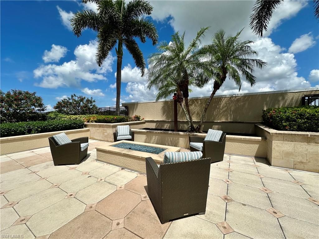 9115 Strada Pl, Unit 5211, Naples, FL 34108 Photo