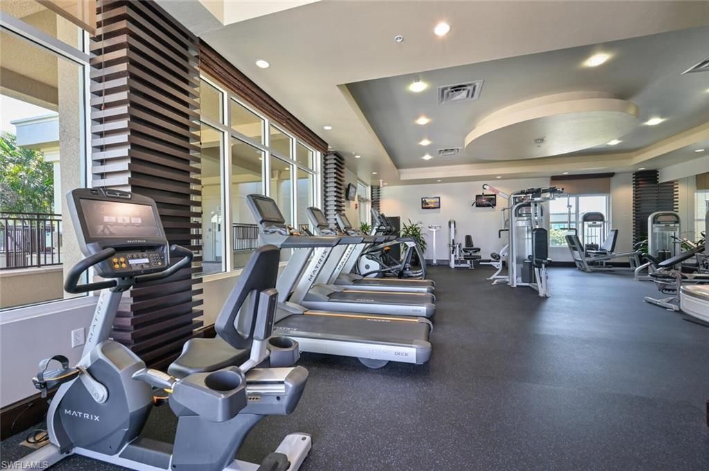 9115 Strada Pl, Unit 5211, Naples, FL 34108 Photo