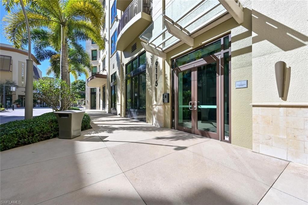 9115 Strada Pl, Unit 5211, Naples, FL 34108 Photo