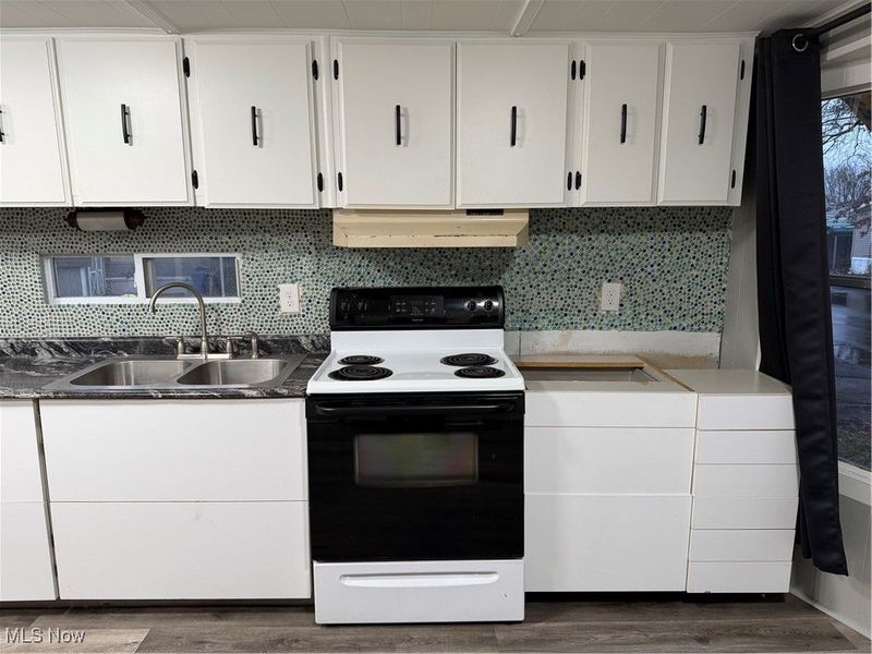 166 Rolling Park Drive N, Massillon, OH 44647 Photo 7