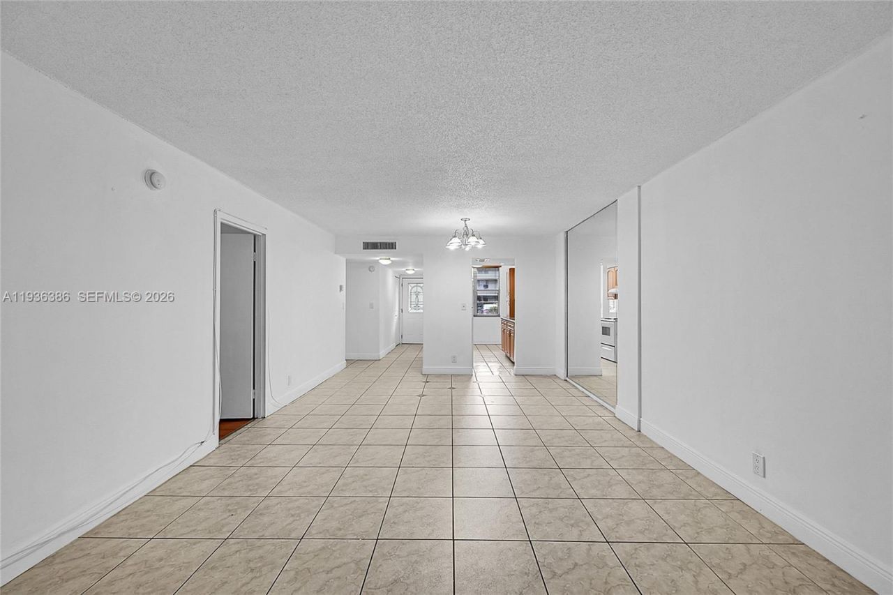 4850 NW 29th Ct , Unit 125, Lauderdale Lakes, FL 33313 Photo