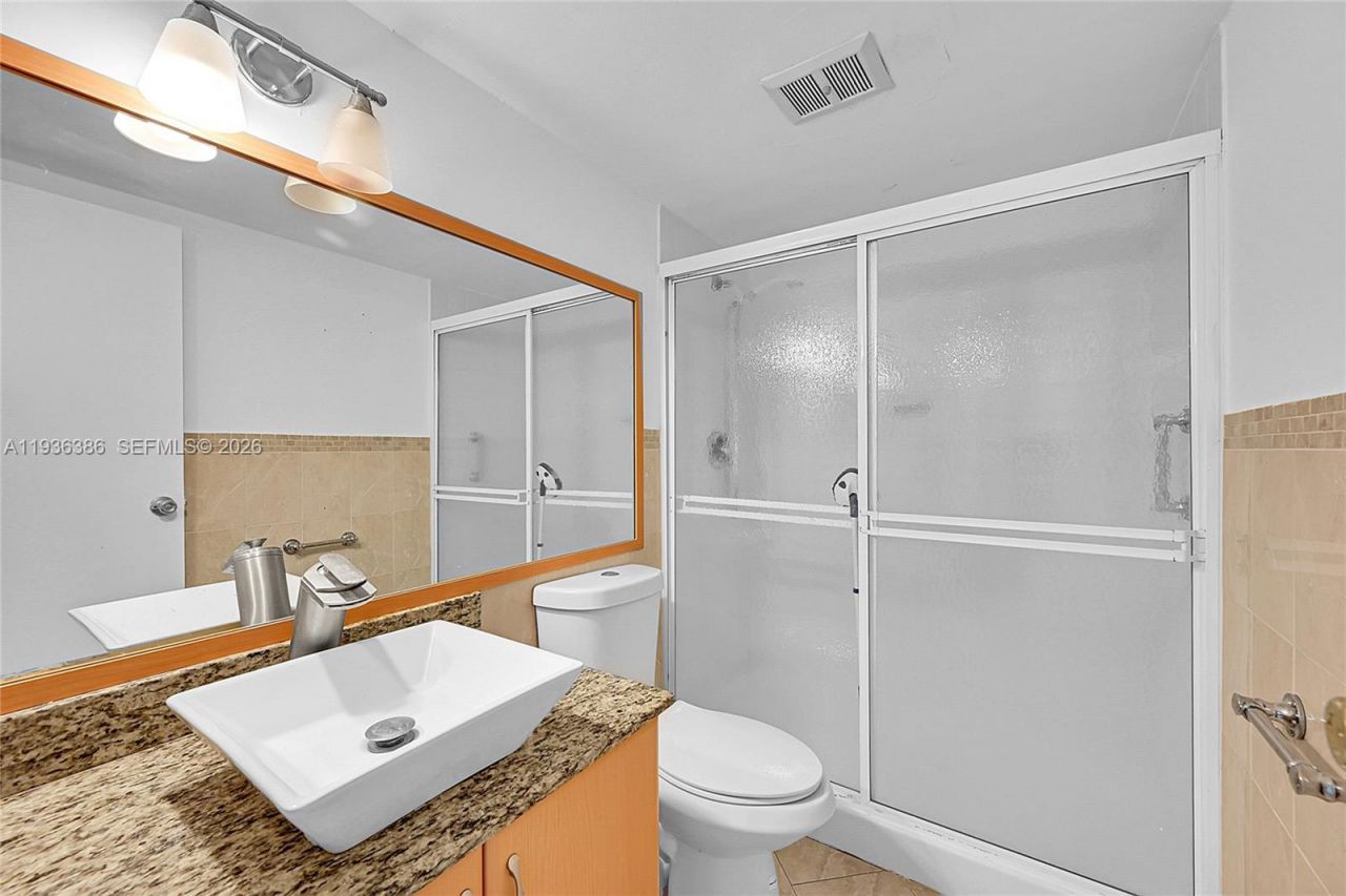 4850 NW 29th Ct , Unit 125, Lauderdale Lakes, FL 33313 Photo