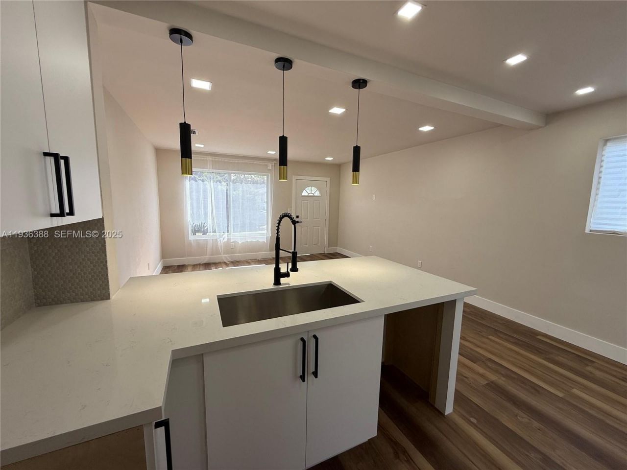 7821 NW 30th St, Davie, FL 33024 Photo