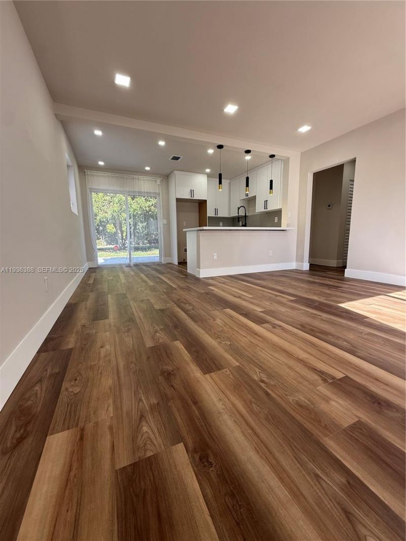 7821 NW 30th St, Davie, FL 33024 Photo