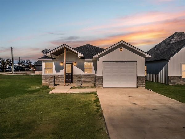 203 E South Street , Itasca, TX 76055