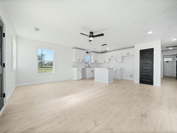 203 E South Street, Itasca, TX 76055