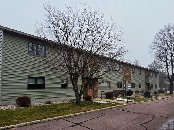 612 7th Street NE, Unit 6, Pipestone, MN 56164