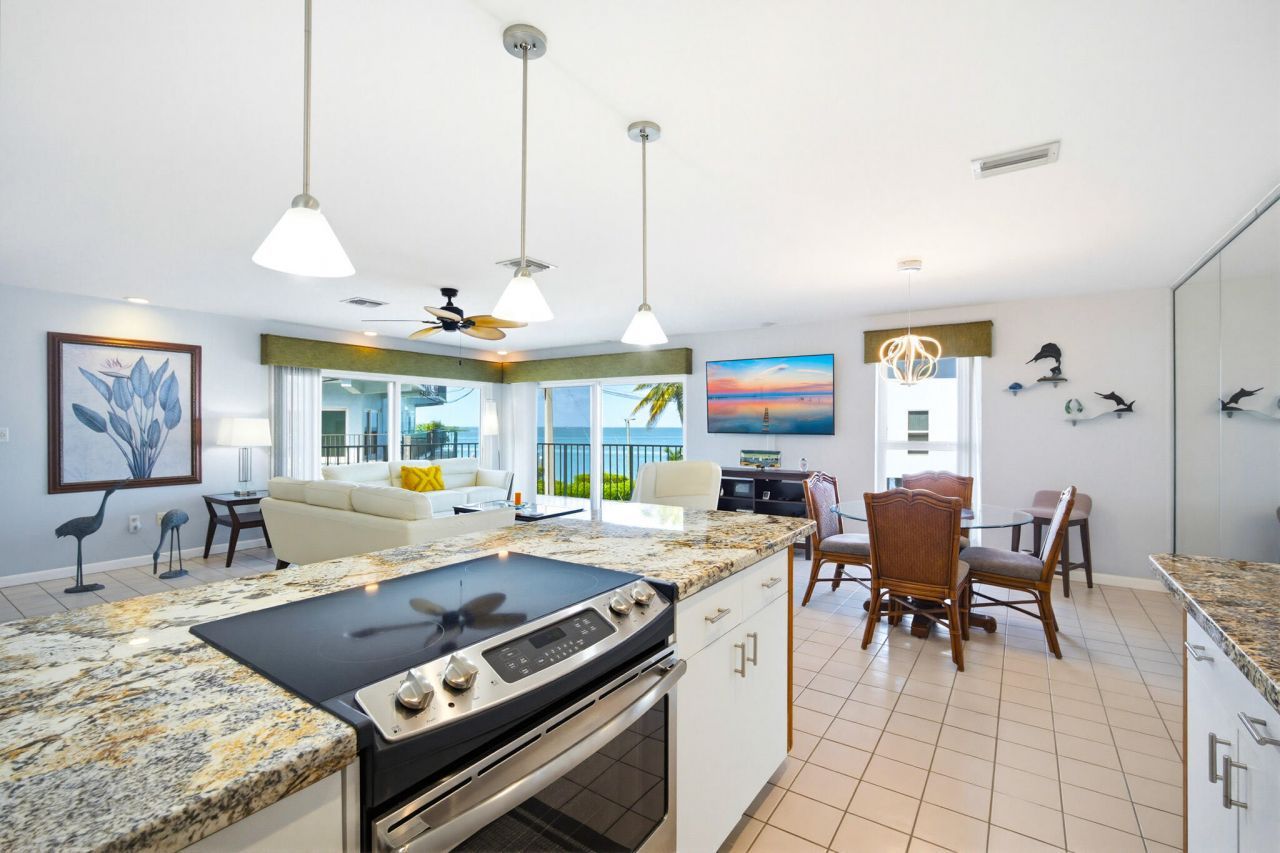 12690 Overseas Highway, Unit 413, Marathon, FL 33050 Photo