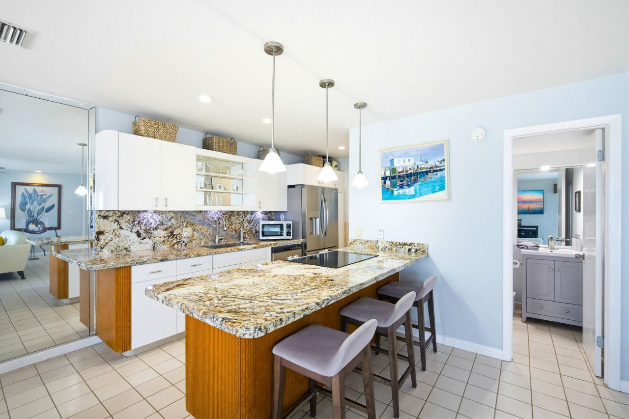 12690 Overseas Highway, Unit 413, Marathon, FL 33050 Photo