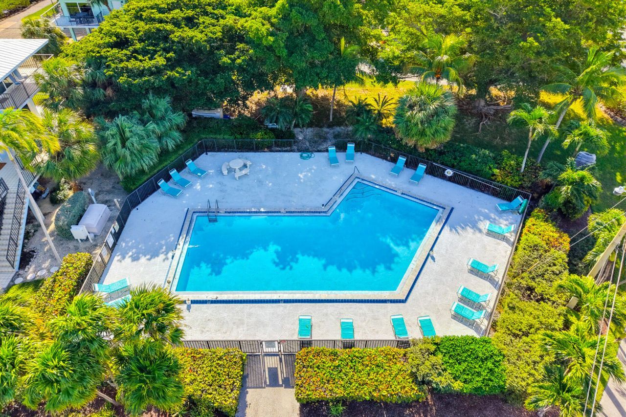 12690 Overseas Highway, Unit 413, Marathon, FL 33050 Photo