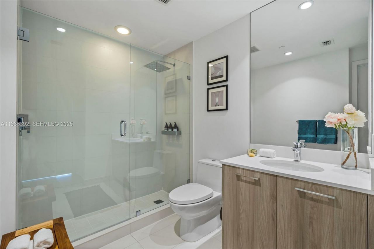 501 NE 31st St , Unit 3409, Miami, FL 33137 Photo