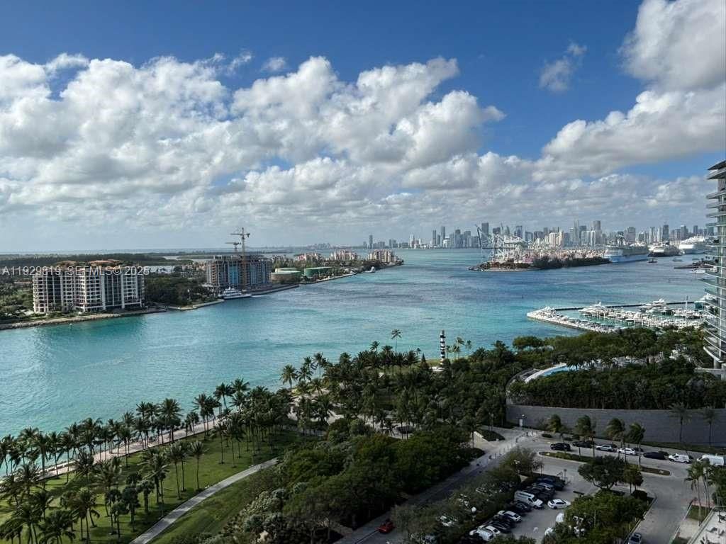 400 S Pointe Dr , Unit 2105, Miami Beach, FL 33139 Photo