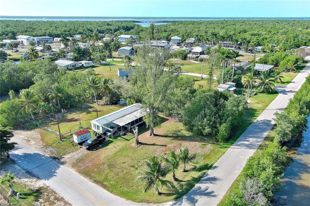 104 Egret Ln, Everglades City, FL 34139 Photo