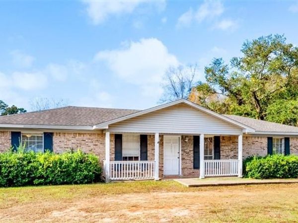 3213 Graham Road N, Mobile, AL 36618