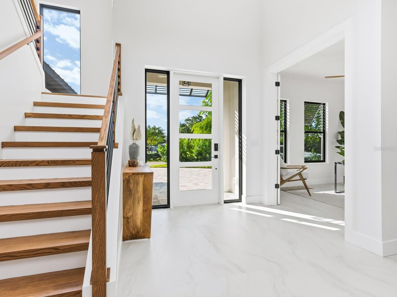 2303 Loma Linda Street, Sarasota, FL 34239 Photo