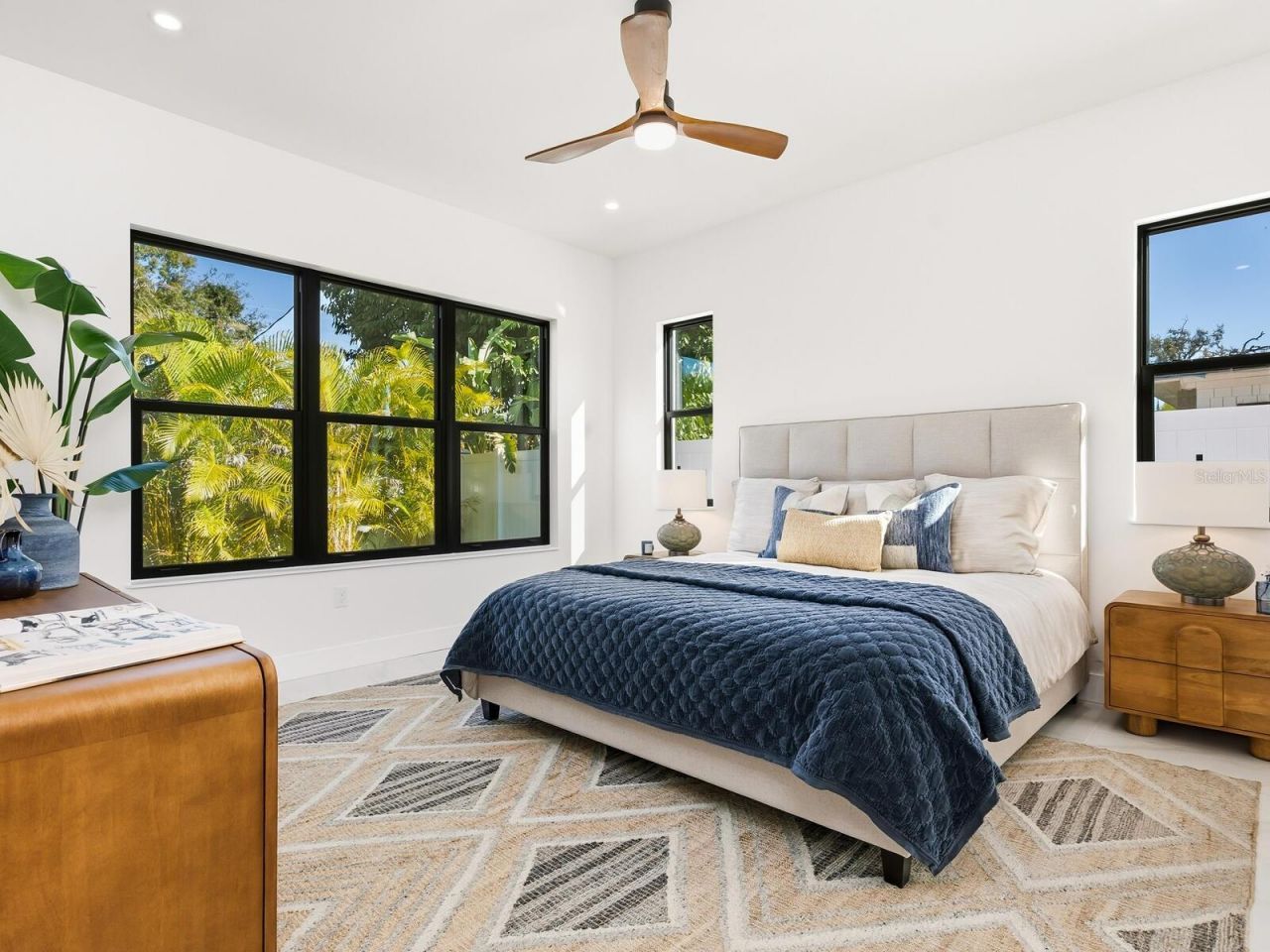 2303 Loma Linda Street, Sarasota, FL 34239 Photo