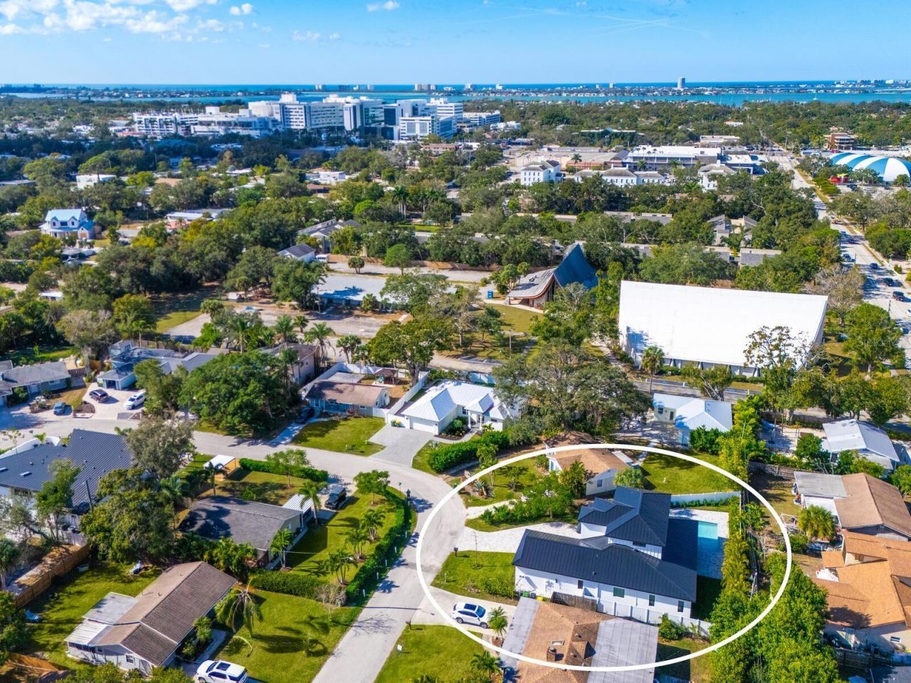 2303 Loma Linda Street, Sarasota, FL 34239 Photo