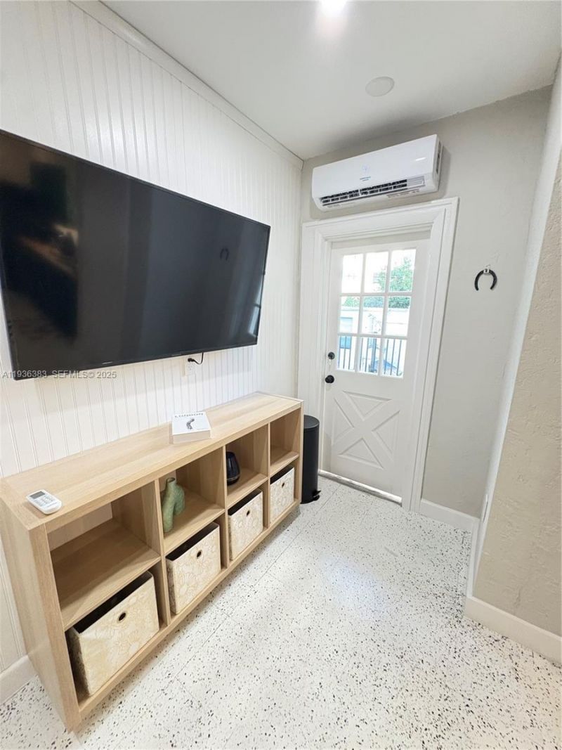 1901 SW Sw 9 Street, Unit 3, Miami, FL 33135 Photo