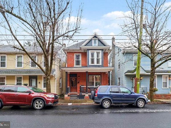 24 E ORANGE STREET, LITITZ, PA 17543
