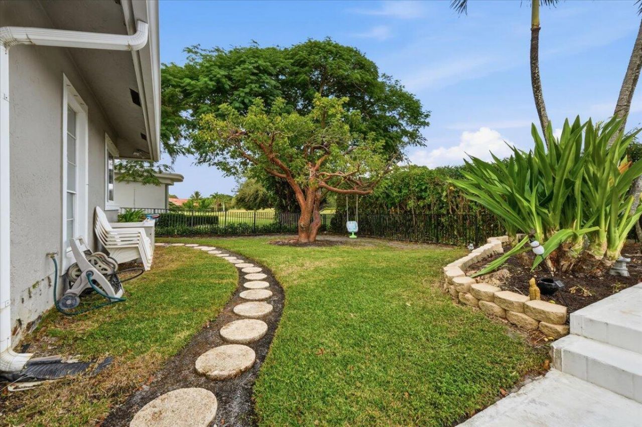 2106 Sunderland Avenue, Wellington, FL 33414 Photo