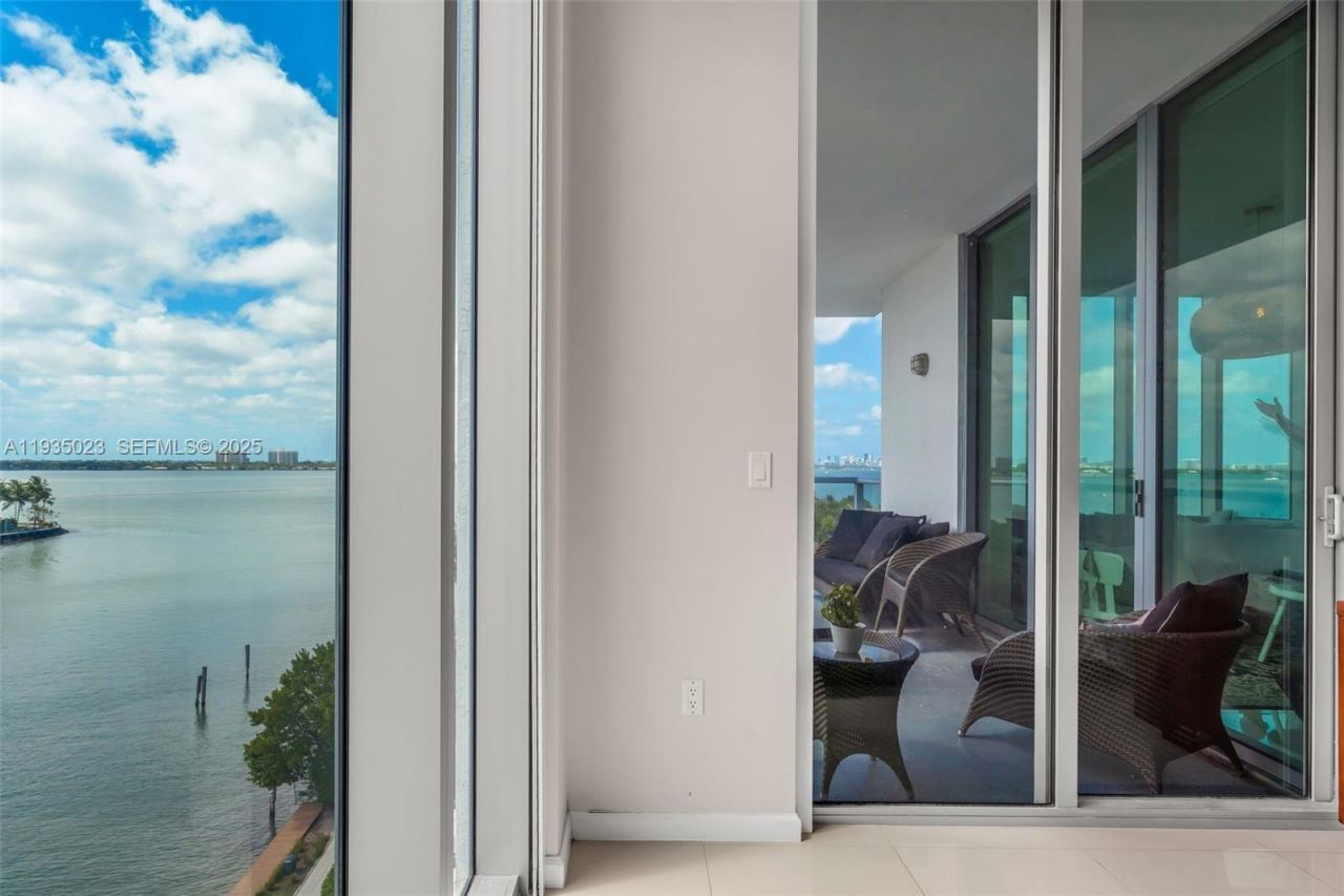 7928 East Dr, Unit 708, North Bay Village, FL 33141 Photo