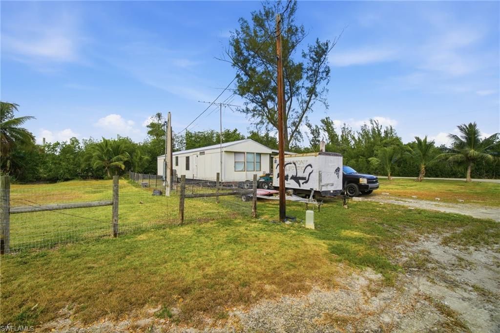 103 Egret Ln, Everglades City, FL 34139 Photo