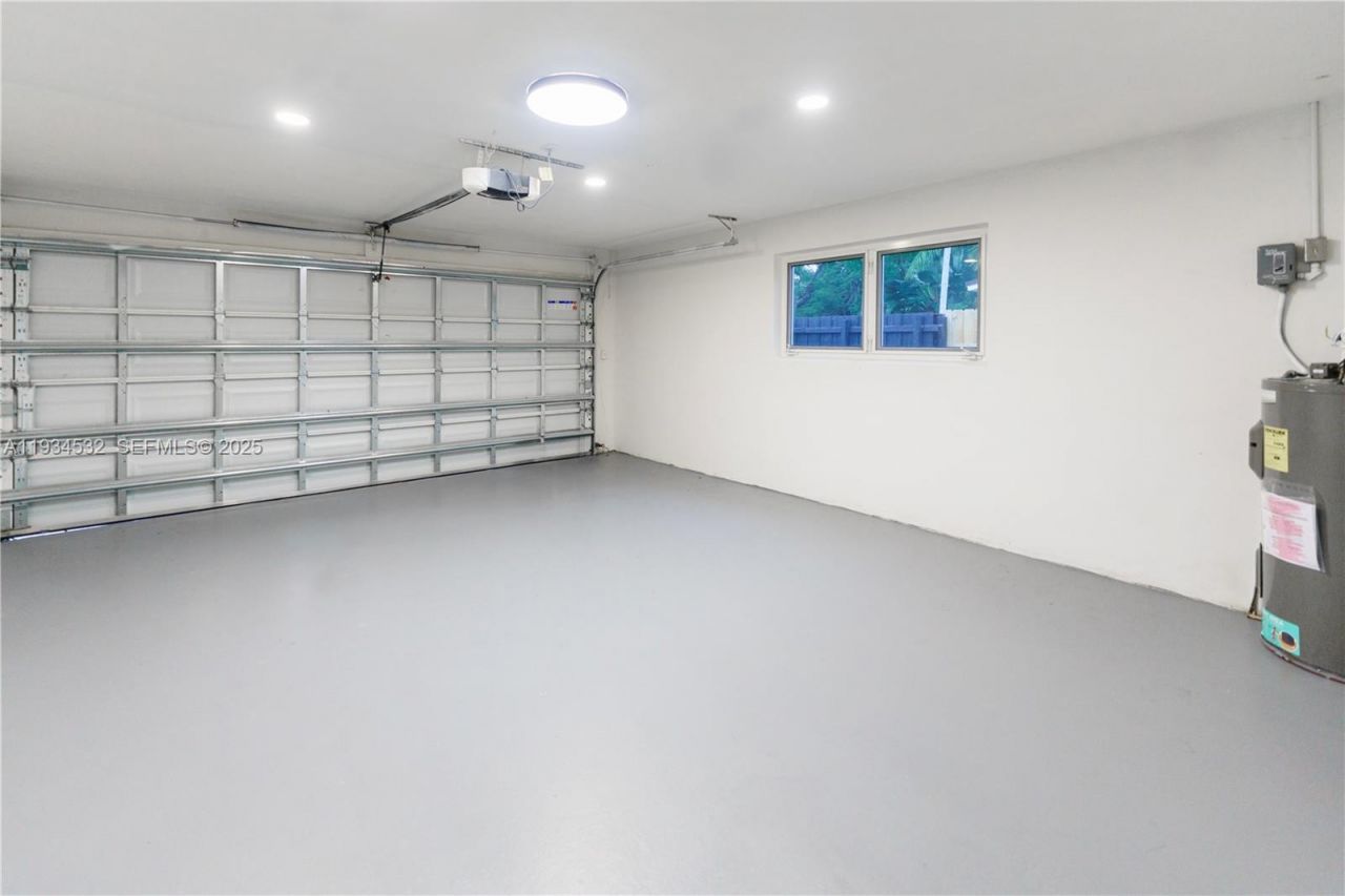 5706 NE 15th Ave , Fort Lauderdale, FL 33334 Photo