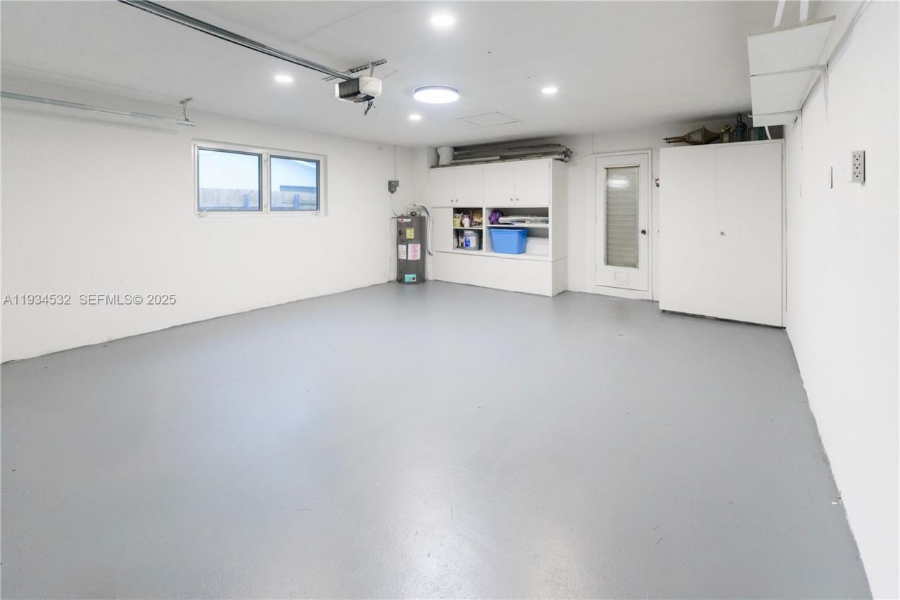 5706 NE 15th Ave , Fort Lauderdale, FL 33334 Photo