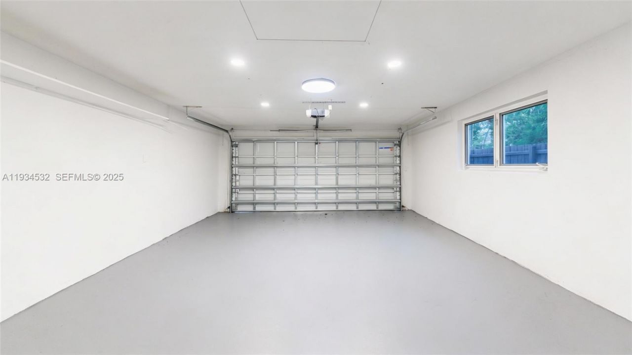 5706 NE 15th Ave , Fort Lauderdale, FL 33334 Photo