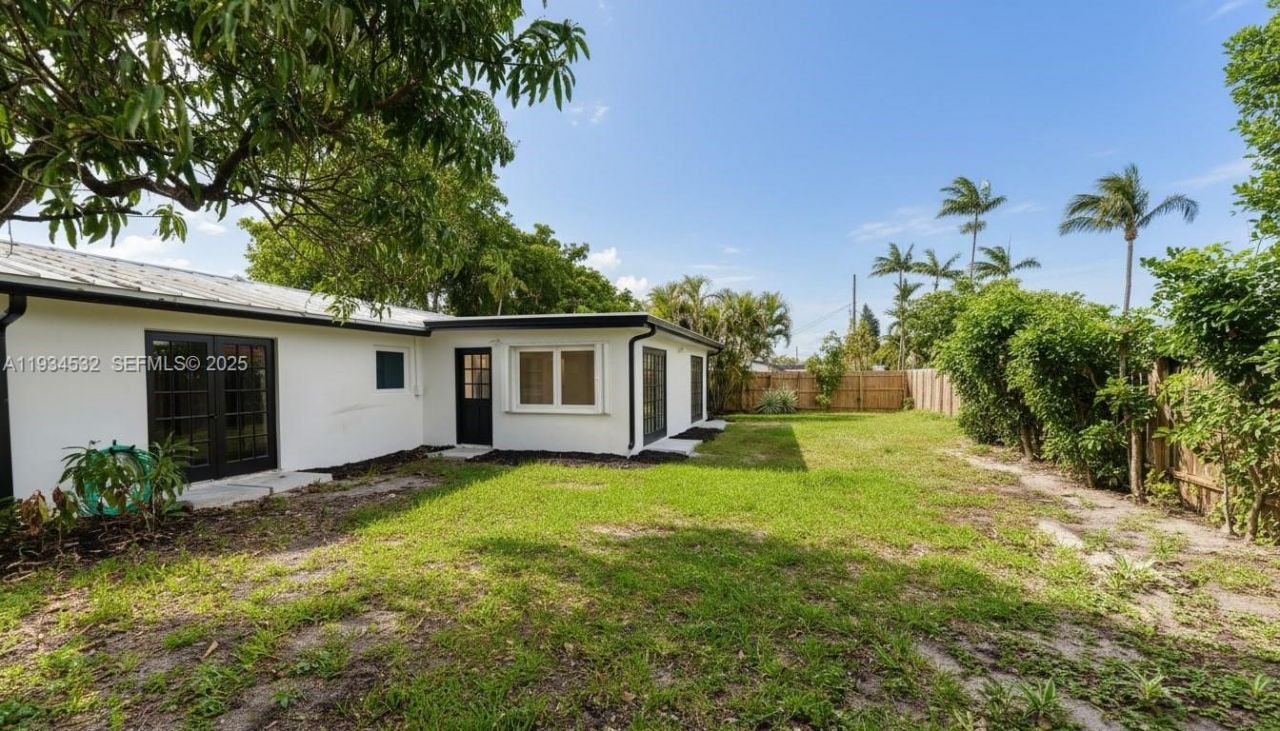 5706 NE 15th Ave , Fort Lauderdale, FL 33334 Photo