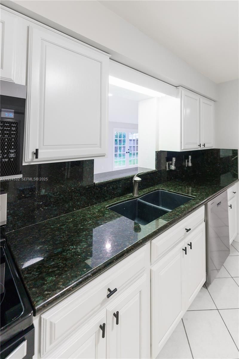 5706 NE 15th Ave , Fort Lauderdale, FL 33334 Photo