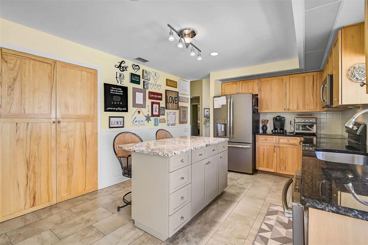 4041 Murfield Drive E, Bradenton, FL 34203 Photo