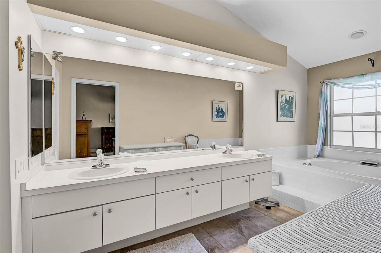 4041 Murfield Drive E, Bradenton, FL 34203 Photo